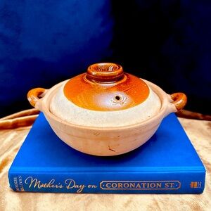 Claypot or casserole dish/ Home Accent